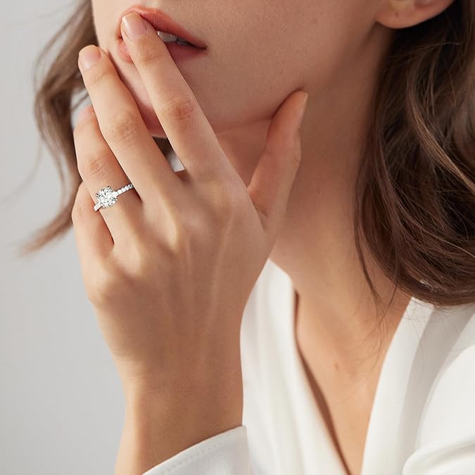 Luxe Solitaire Moissanite Engagement Ring