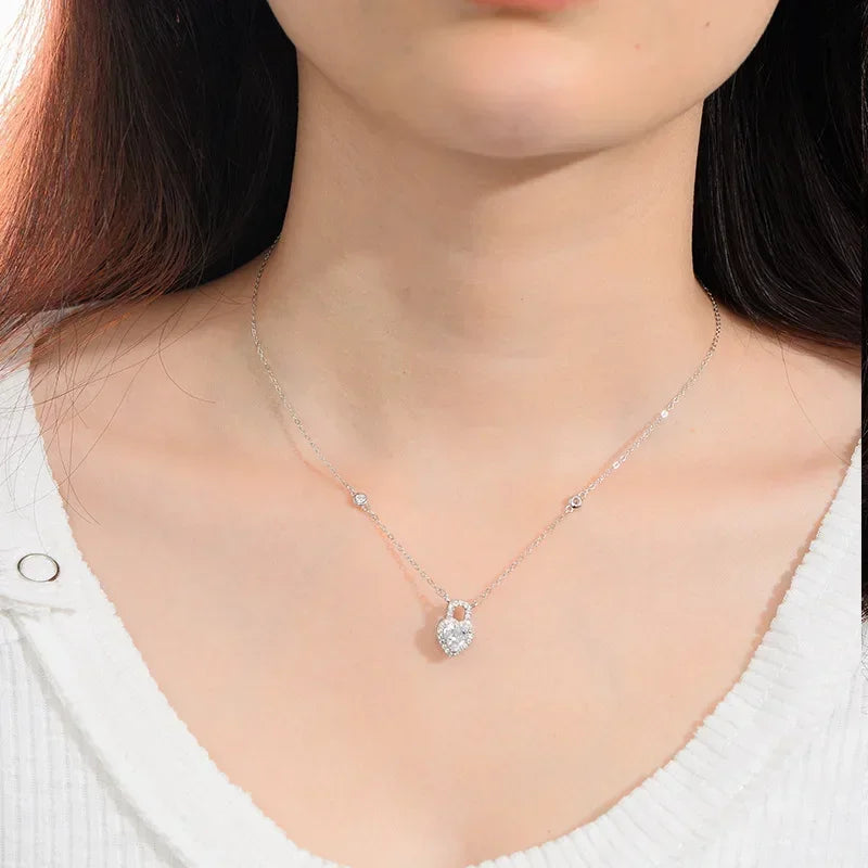 Dancing Heart Moissanite Pendant