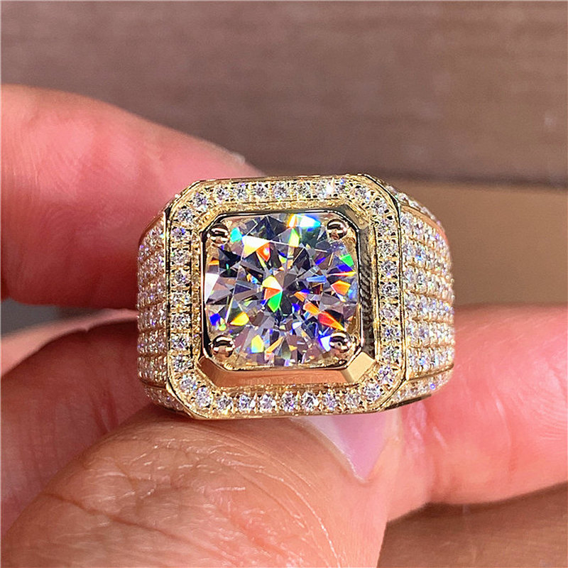 Solitaire Moissanite Unisex Ring